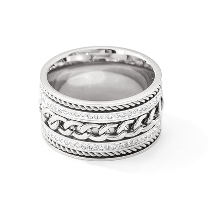 Trendiger und personalisierter, breitflächiger, zweireihiger, diamantbesetzter Ring aus vergoldetem Edelstahl, mit gedrehtem Kettendesign